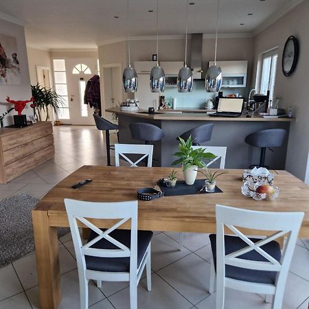 Ferienhaus Vermietung Ab 225,00 Pro Nacht Niederkruechten ภายนอก รูปภาพ
