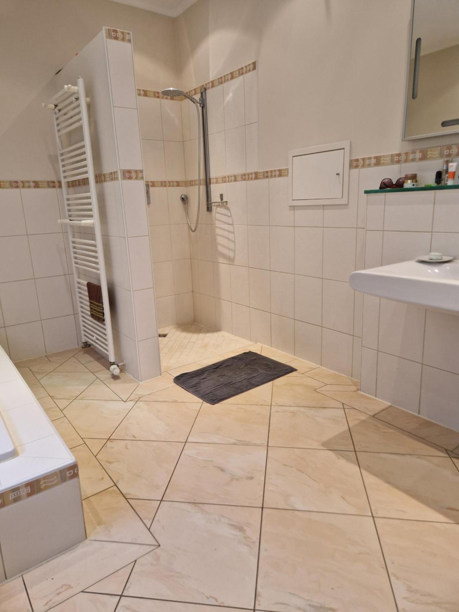 Ferienhaus Vermietung Ab 225,00 Pro Nacht Niederkruechten ภายนอก รูปภาพ